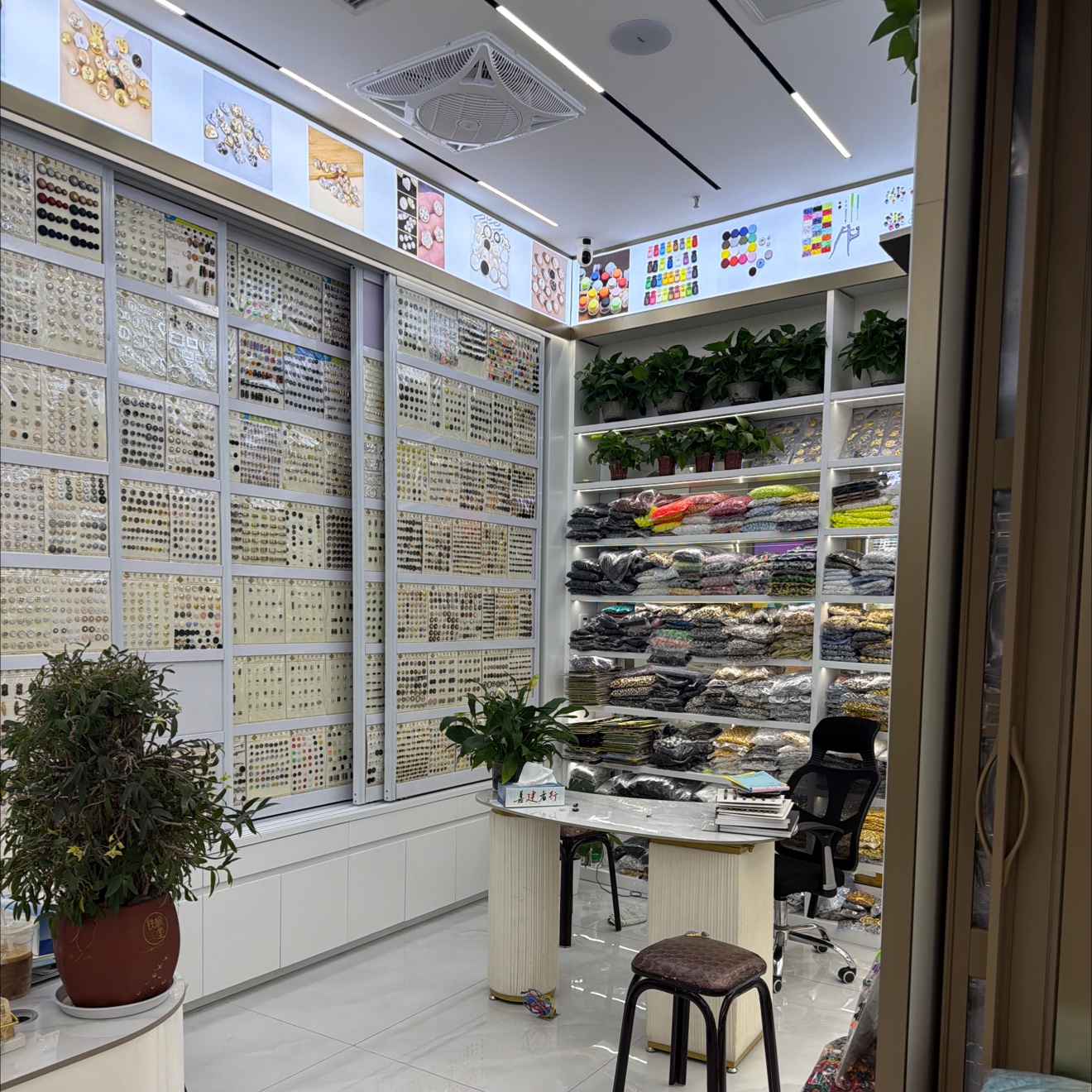Qingqing Accessories Store describe pic - 1