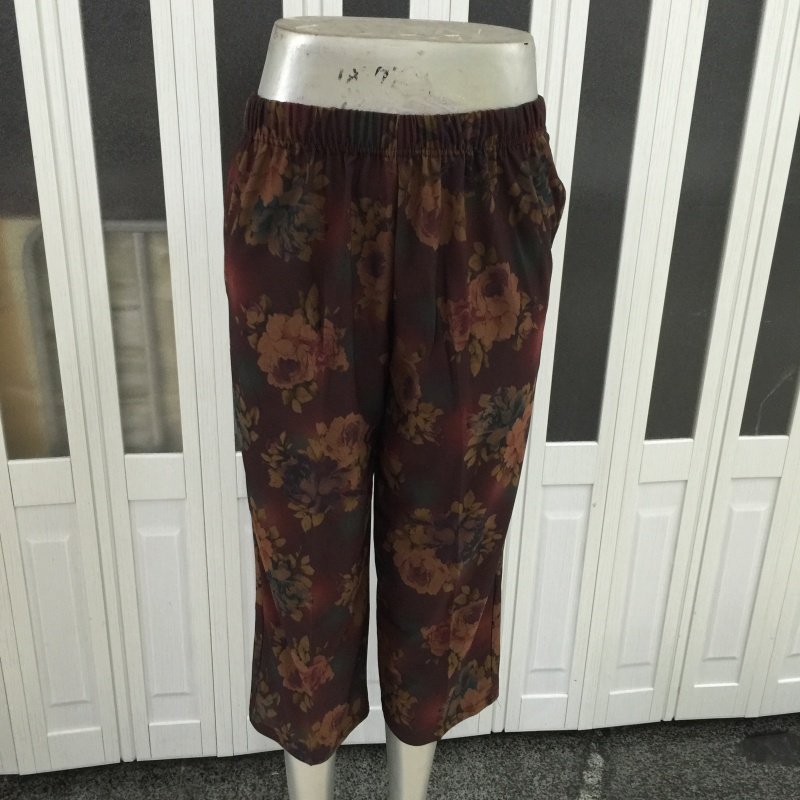 卫裤/华棉卫裤运动裤/裤子/打底裤瑜伽服/服装白底实物图