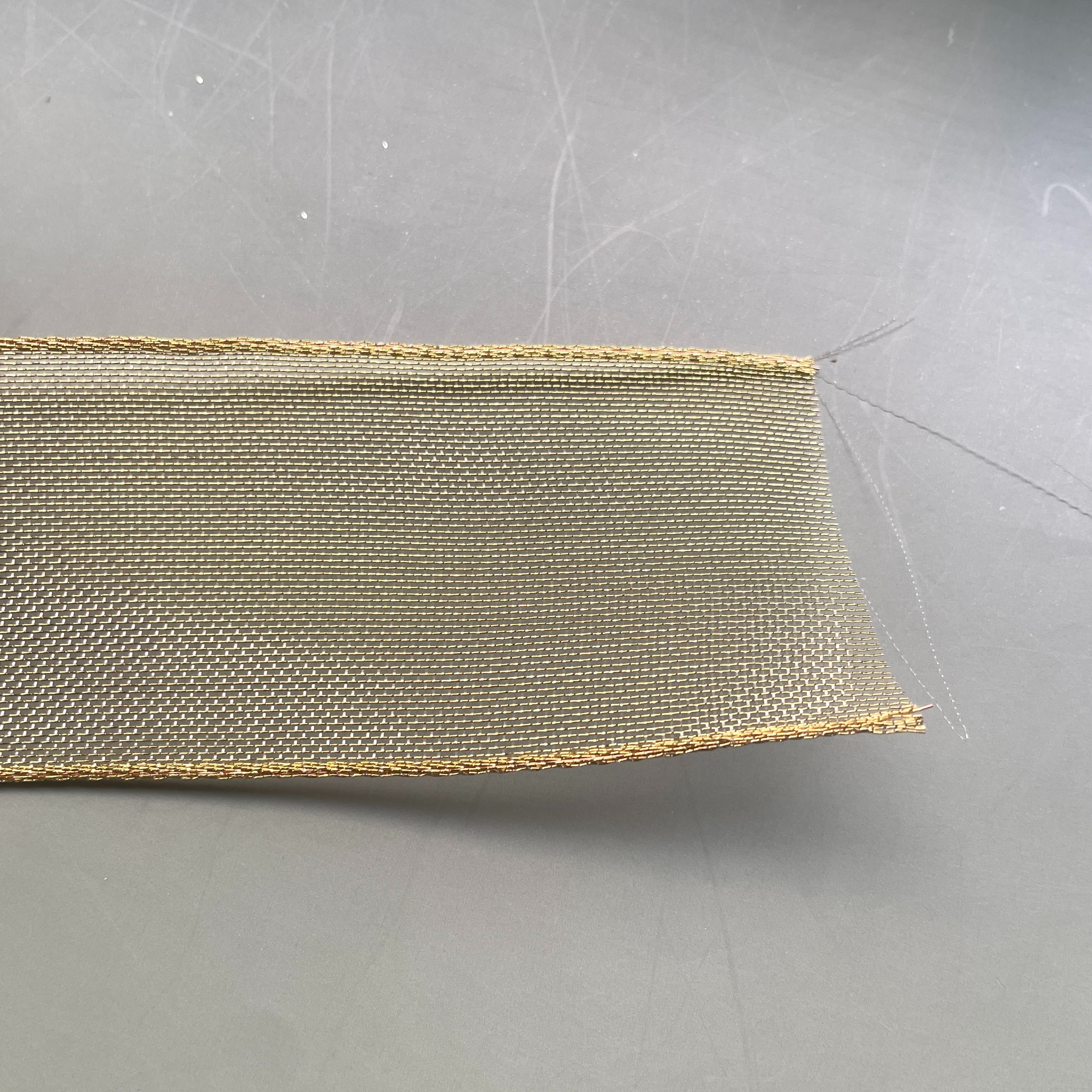 Item No. : 2389 Christmas Gift Packaging Decoration DIY Gold Mesh Webbing Christmas Webbing 3.8cm Specification image