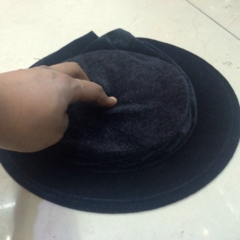 Qianfang Festival wig hat, Magician High hat with spring for compression and reset, Magic hat, professional hat 1432 Application Scenario