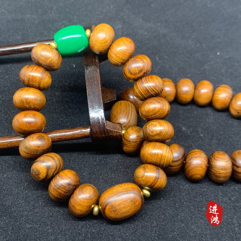 A black rosewood abacus bead bracelet is also available at wholesale price Application Scenario