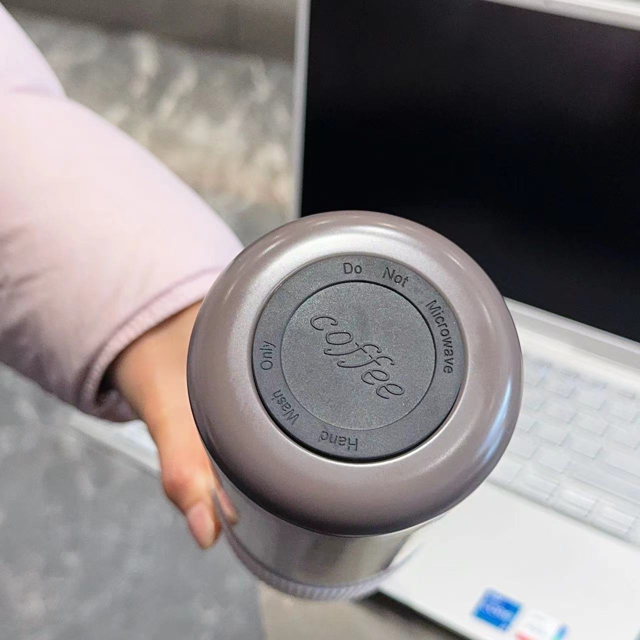 Portable portable sports kettle 700ML detail image 3