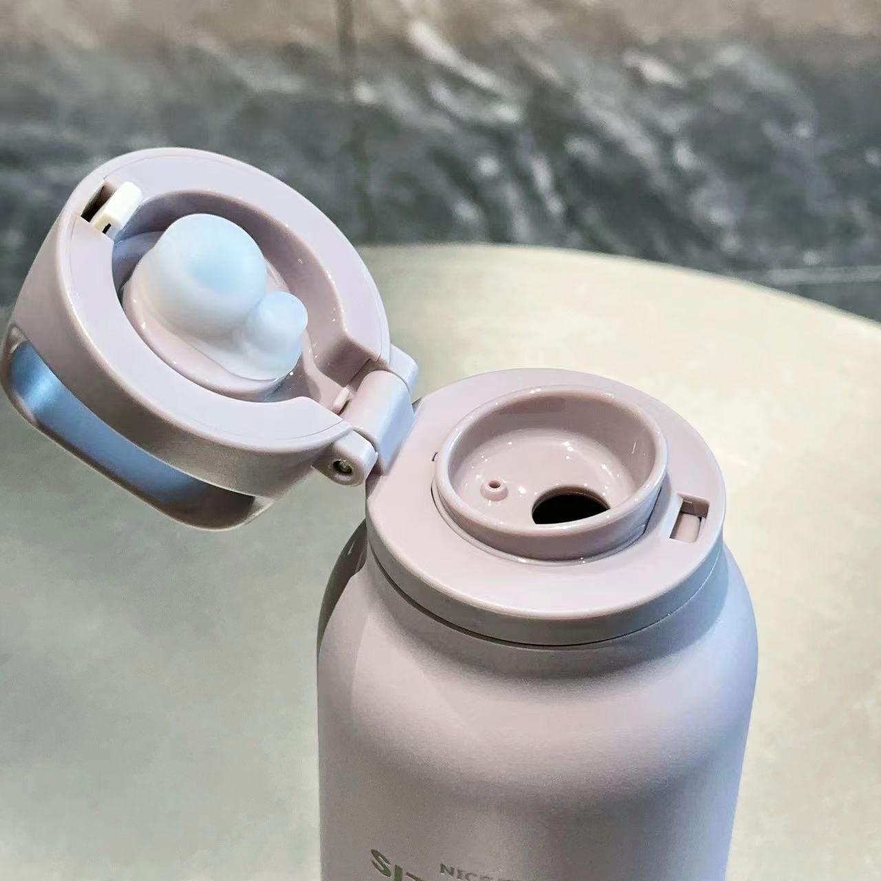 One-click pop lid sports kettle 600ML detail image 3