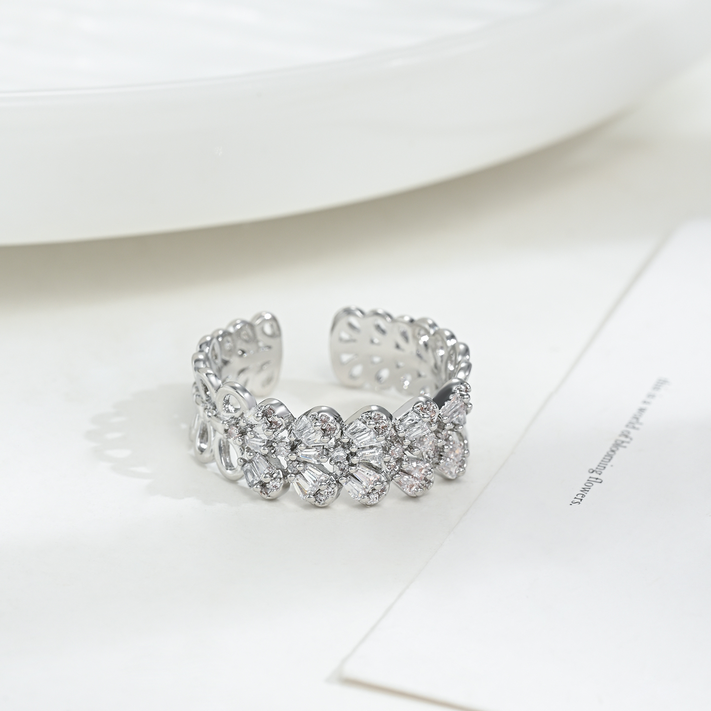 A new trendy, light luxury ring with an adjustable opening that is fashionable and versatile Specification image