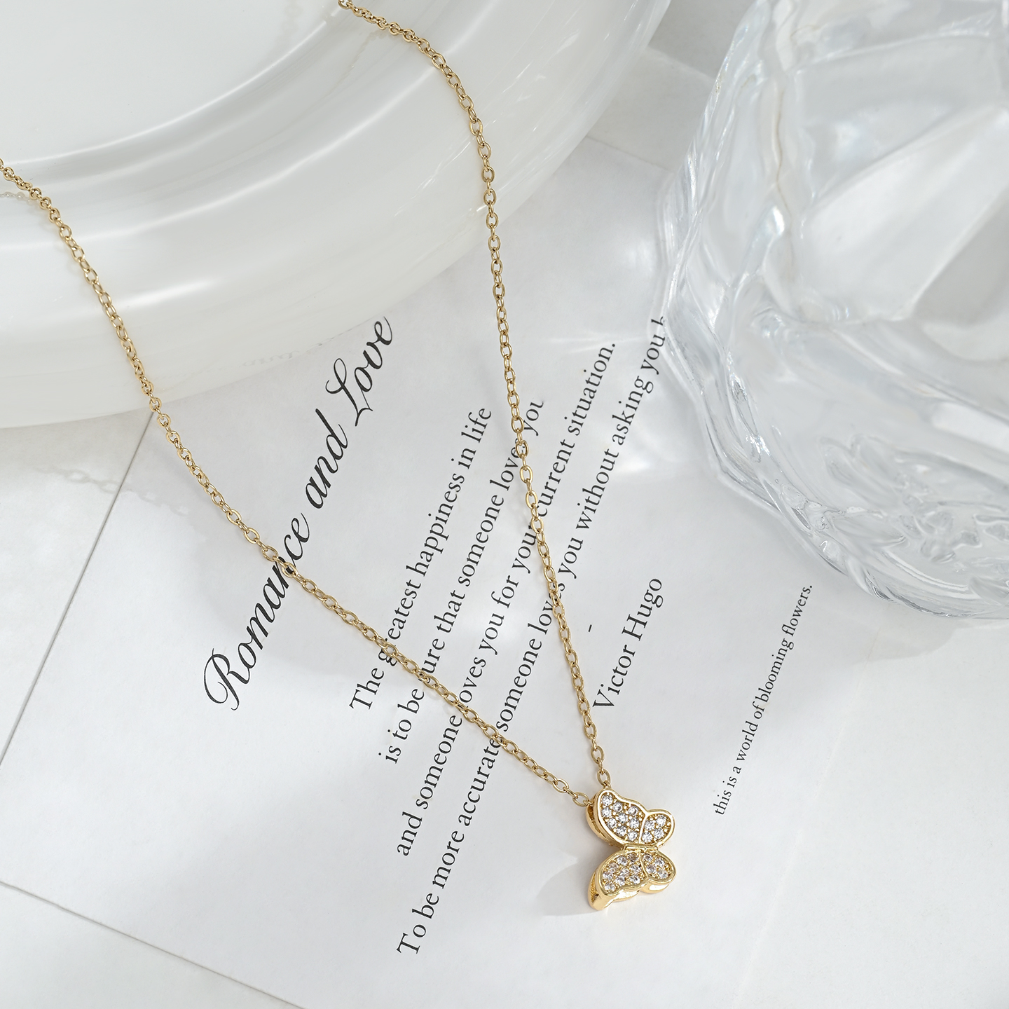 شكل فراشة كلاسيكية pic 4