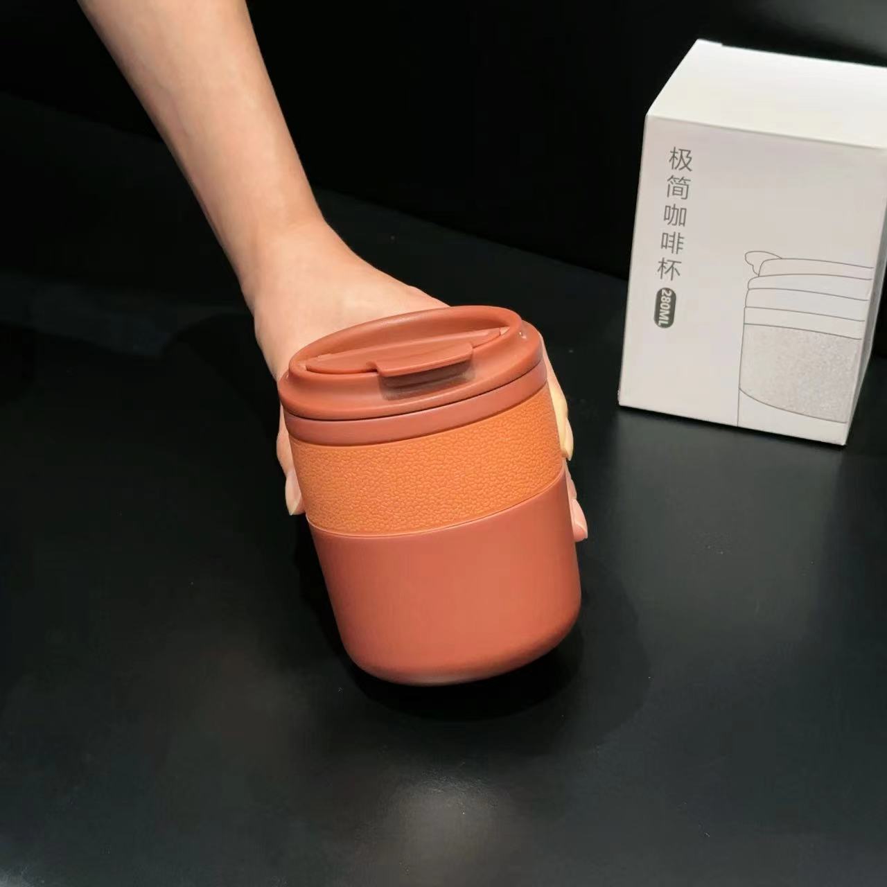 Minimalist coffee cup 280ML Application Scenario