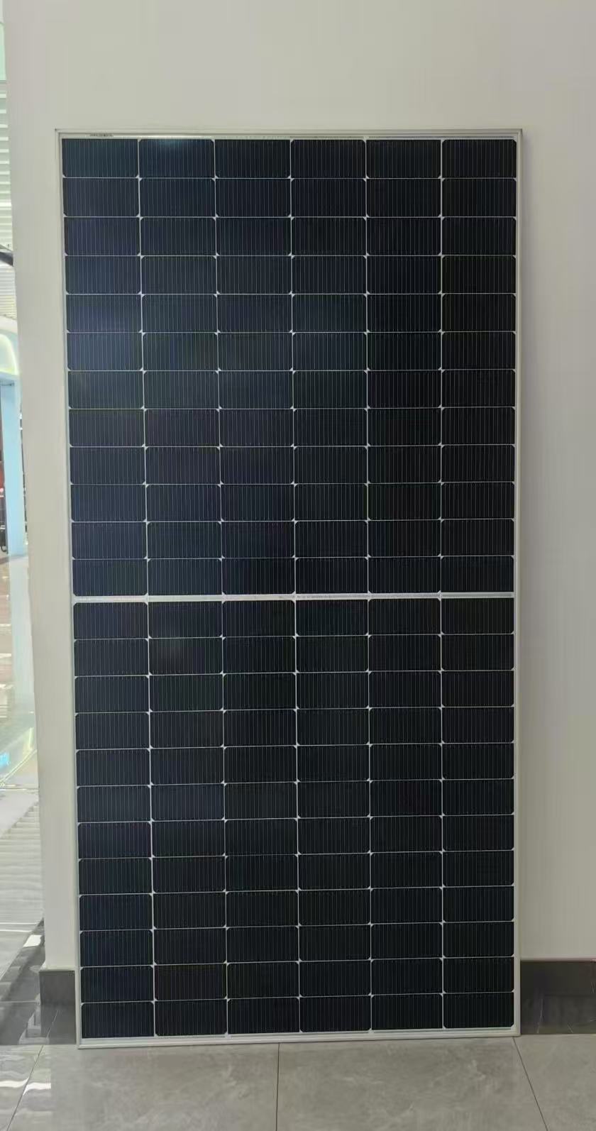 光伏板太阳能板光伏组件 550W