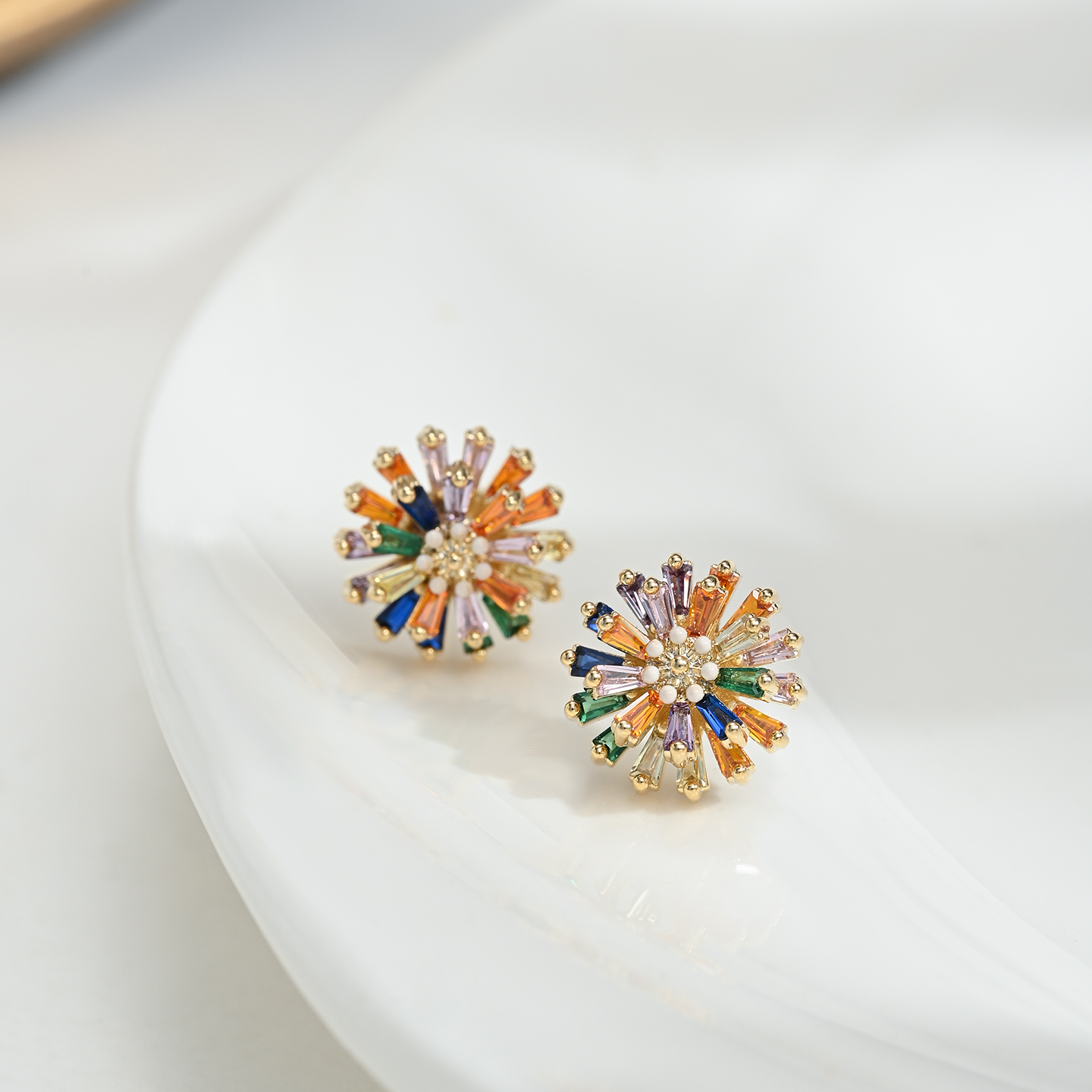 The European and American personalized colorful firework stud earrings feature a fashionable and high-end design, making them versatile for commuting Item Picture