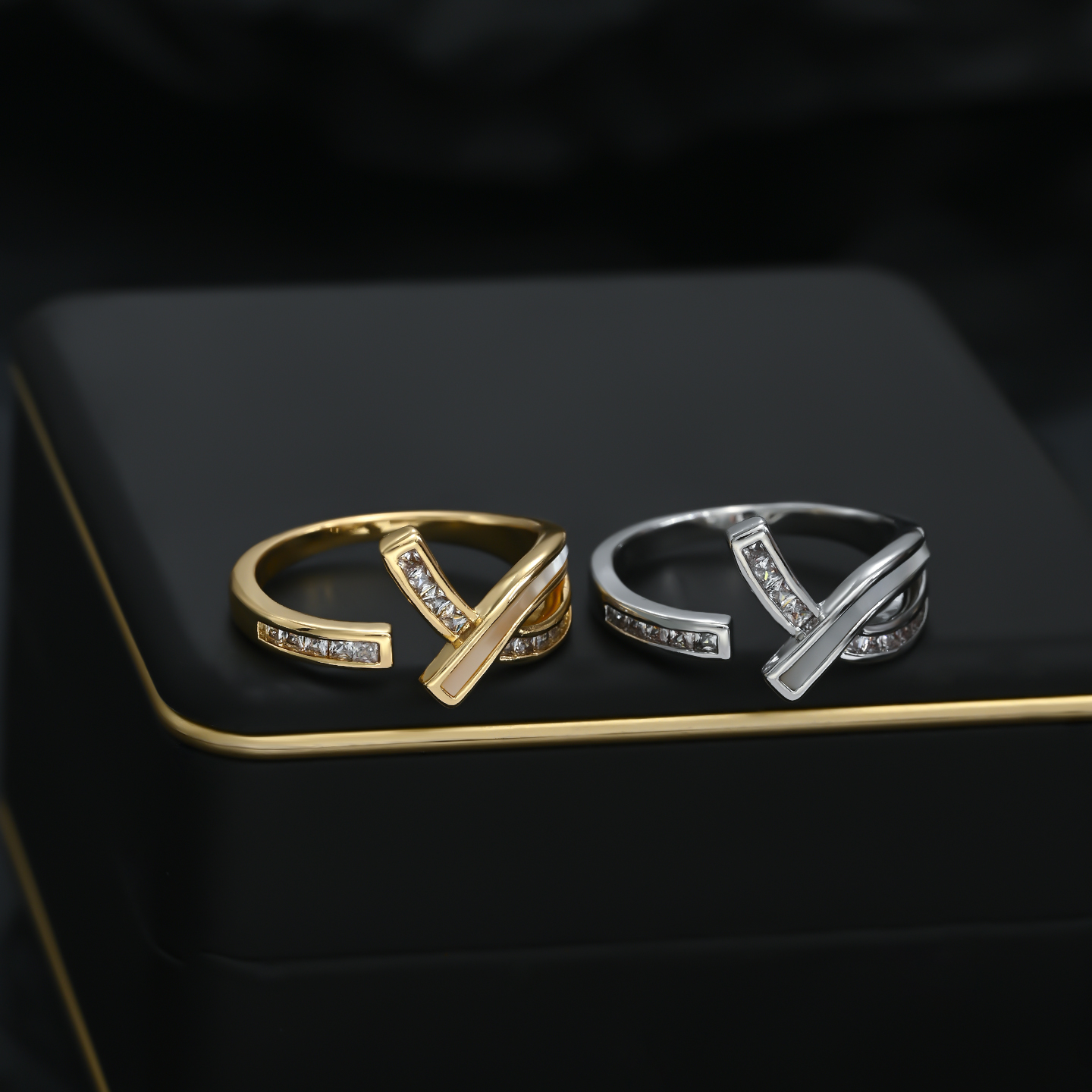 Nueva apertura ligera de lujo ajustable moda versátil anillo