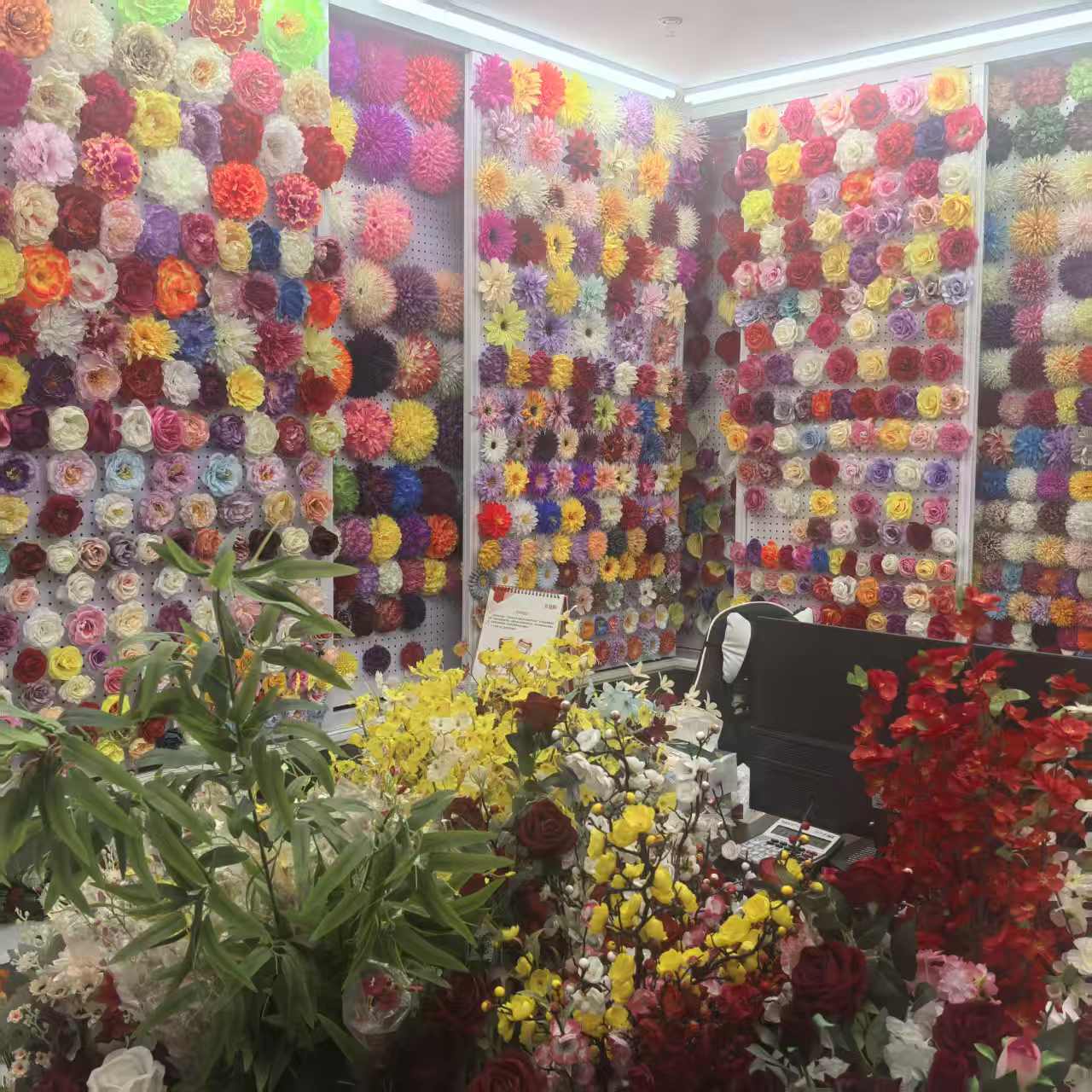 Wuliang Silk Flower Factory describe pic - 13