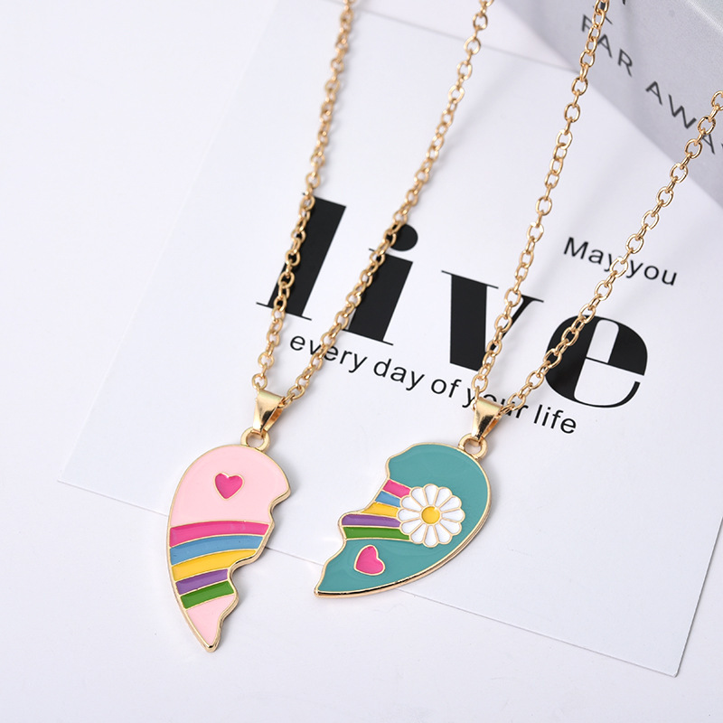Good Friend Children's BFF Summer Cute Alloy Oil-Dripping Jewelry Necklace Set Application Scenario