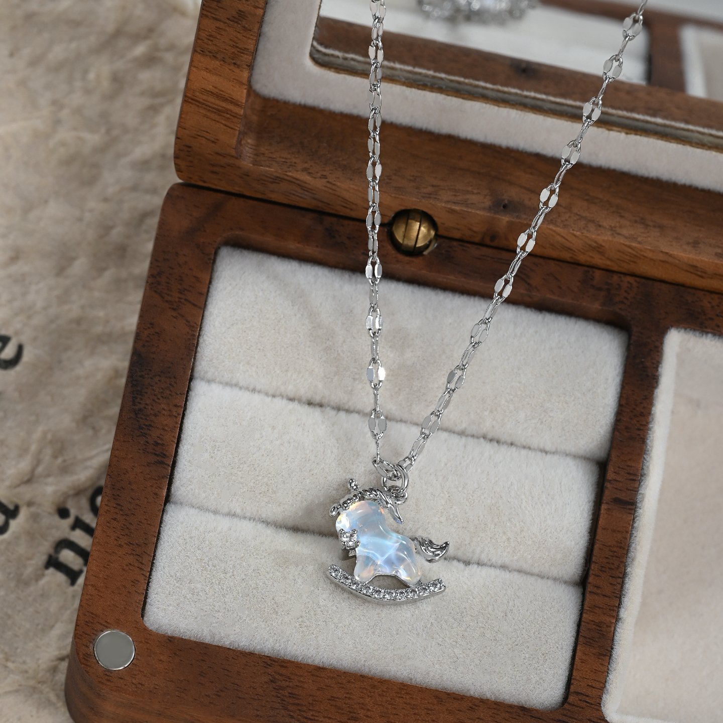 A cute, light luxury and niche necklace in the shape of a little horse as a birthday gift for my best friend Application Scenario