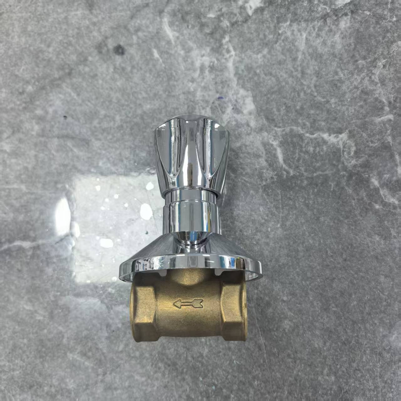 صمام نحاسي كامل RR-TJ1307