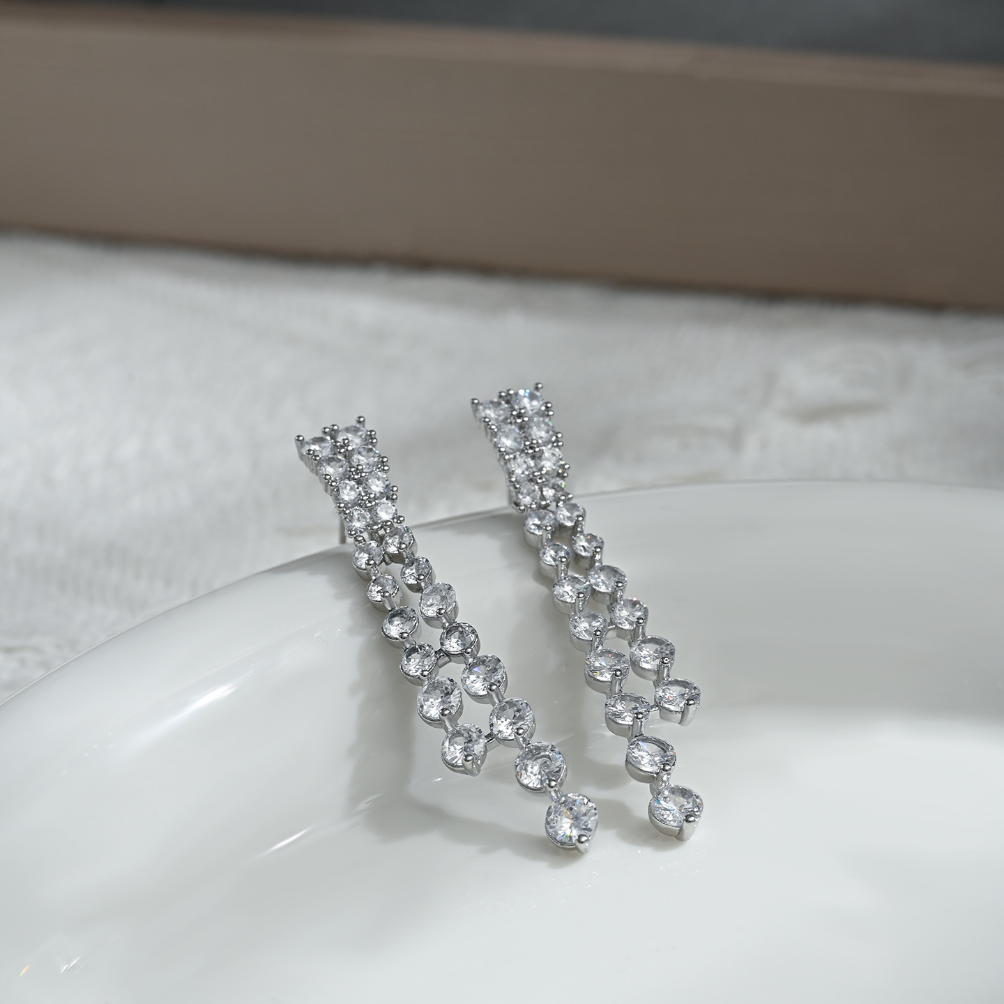 نوع جديد من الأناقة والأناقة Item Picture