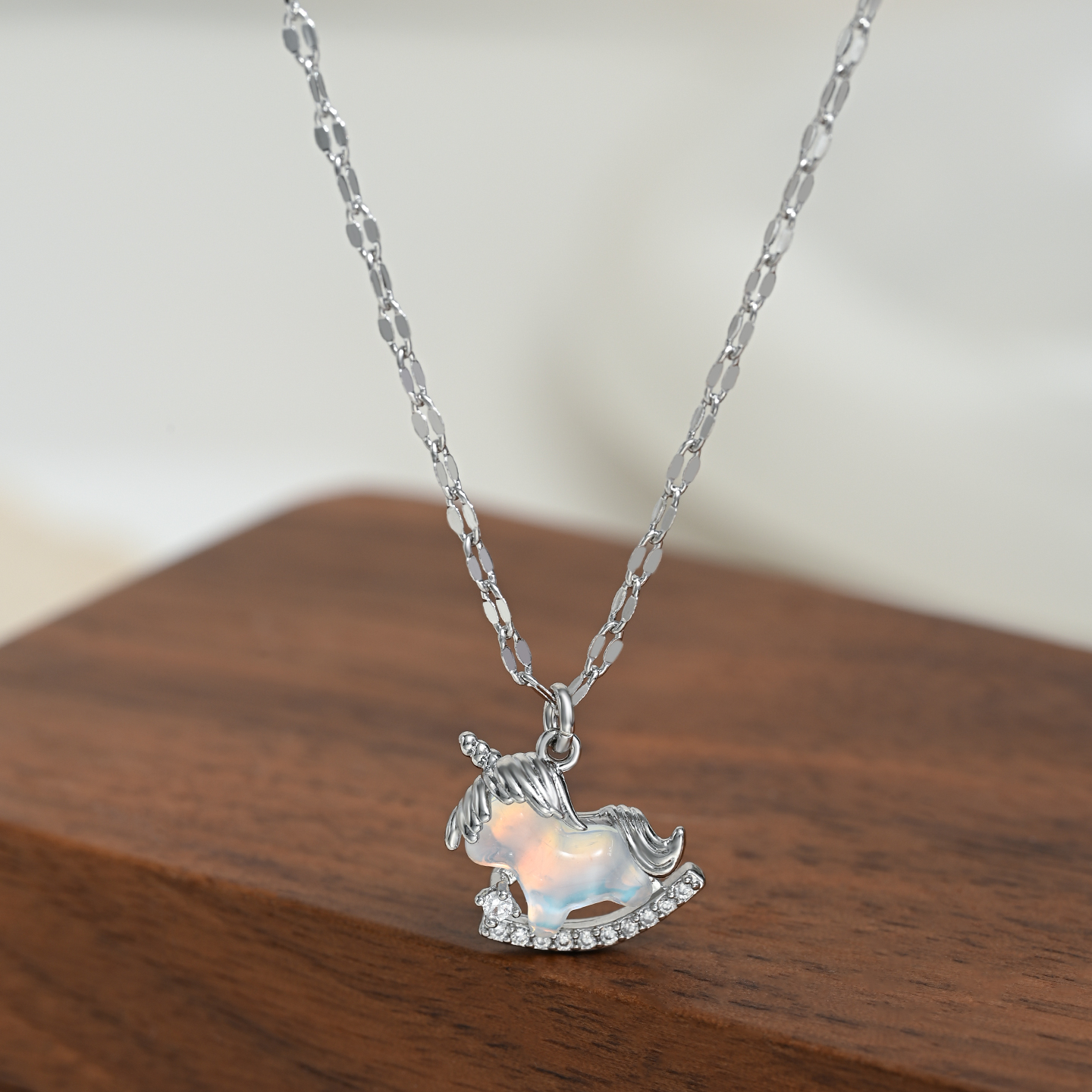 A cute, light luxury and niche necklace in the shape of a little horse as a birthday gift for my best friend Item Picture