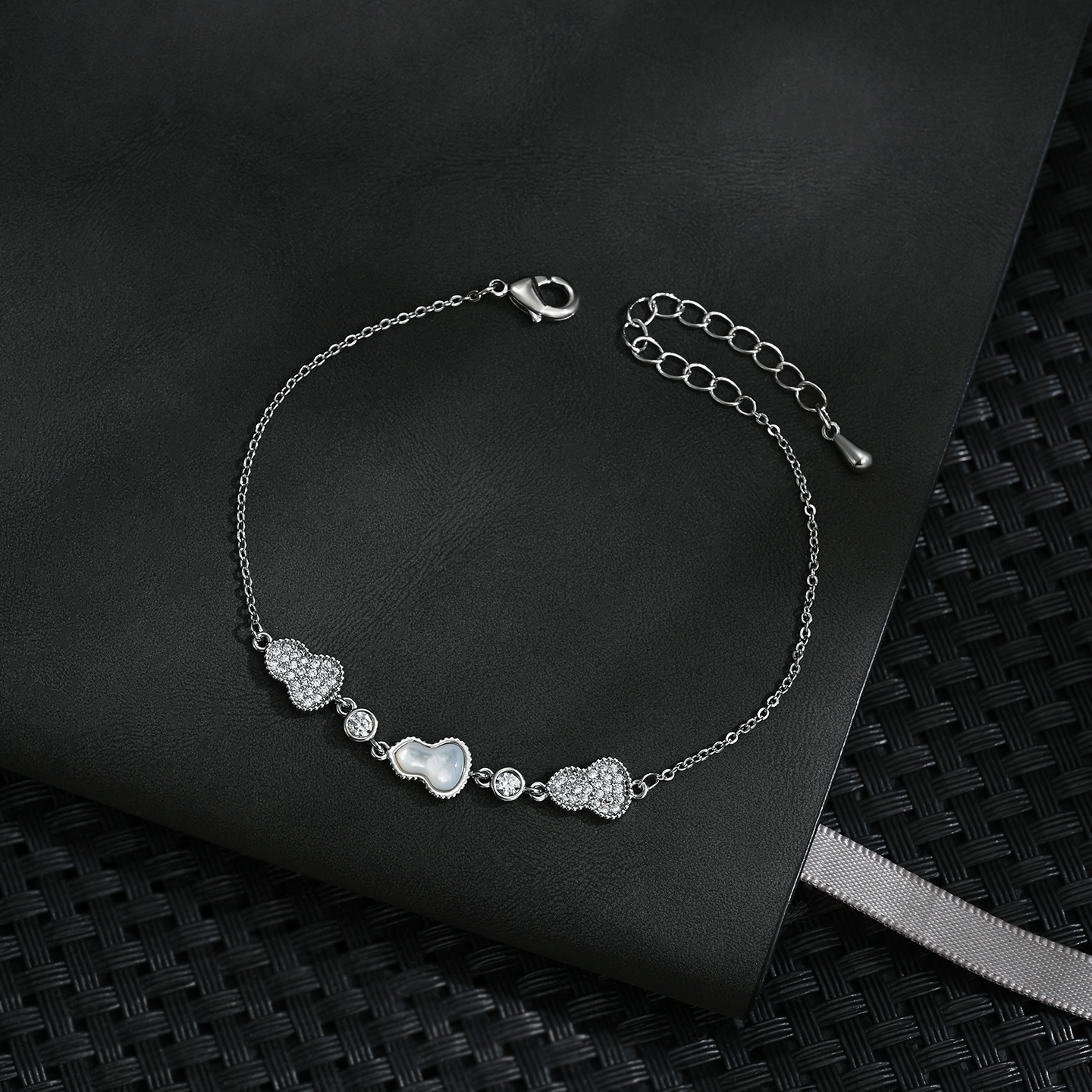 Nuevo estilo chino delicado temperamento elegante calabaza pulsera todos los días versátil Application Scenario