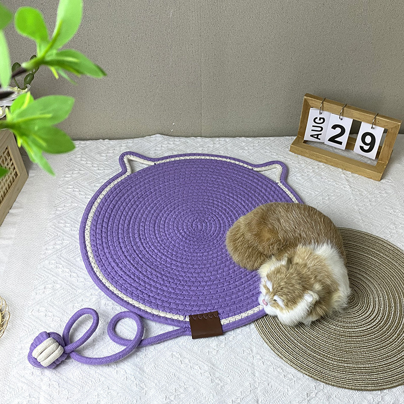 Cotton rope woven cat scratch pad toy ball integrated cat sleeping pad, scratch-resistant, wear-resistant, washable pet pad Application Scenario