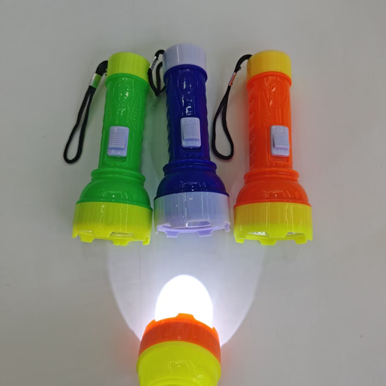 Flashlight, convenient to carry, lanyard, button, electronic small flashlight, small gift, event gift, factory wholesale YH-168 luminous toy pic 1