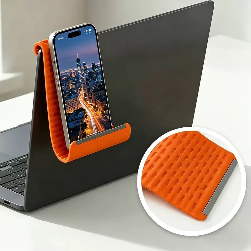 250727 Creative Folding Rubber Phone Stand, Silicone Desktop Tablet Notebook Stand, Creative Flexible Folding and deformation Lazy Phone stand Application Scenario