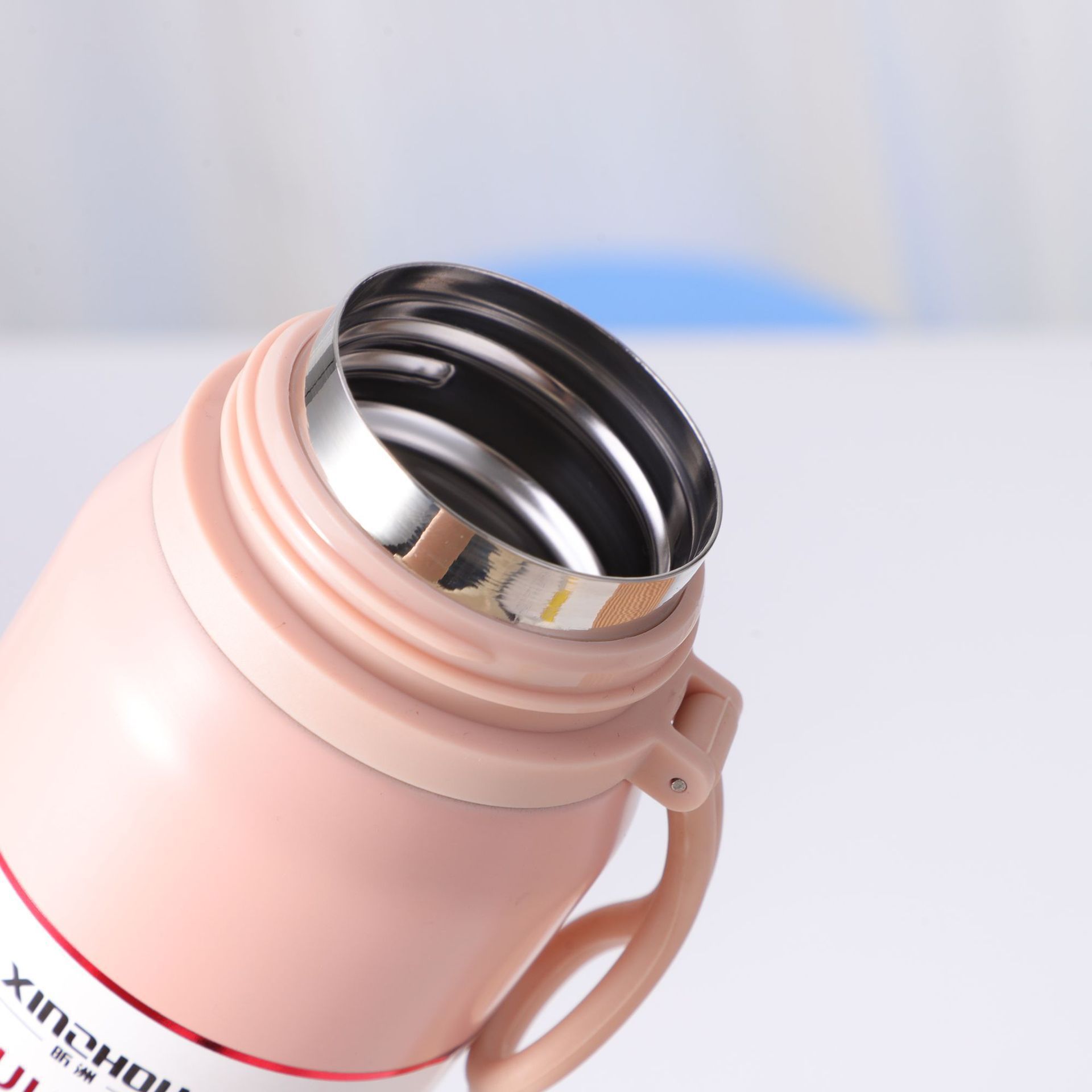 500ml bullet-shaped insulated cup detail image 6