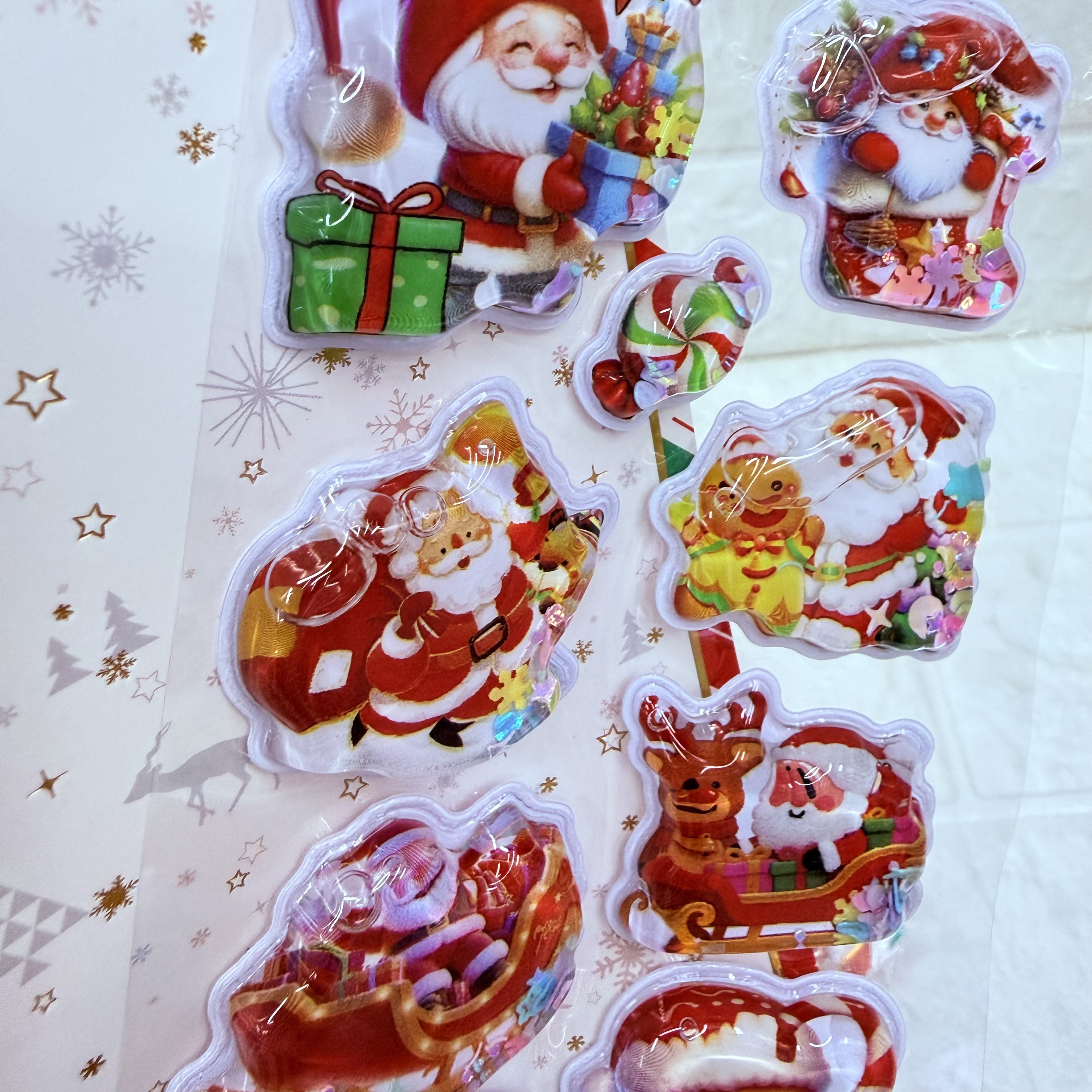 Christmas three-dimensional shaking water sticker, Christmas Shaking Fun Reward decoration sticker, water-filled shaking water sticker Item Picture