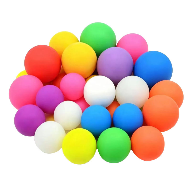 Pet teething toys are specially designed with multi-color silicone balls and wear-resistant rubber elasticity for interactive training of cats and dogs Application Scenario