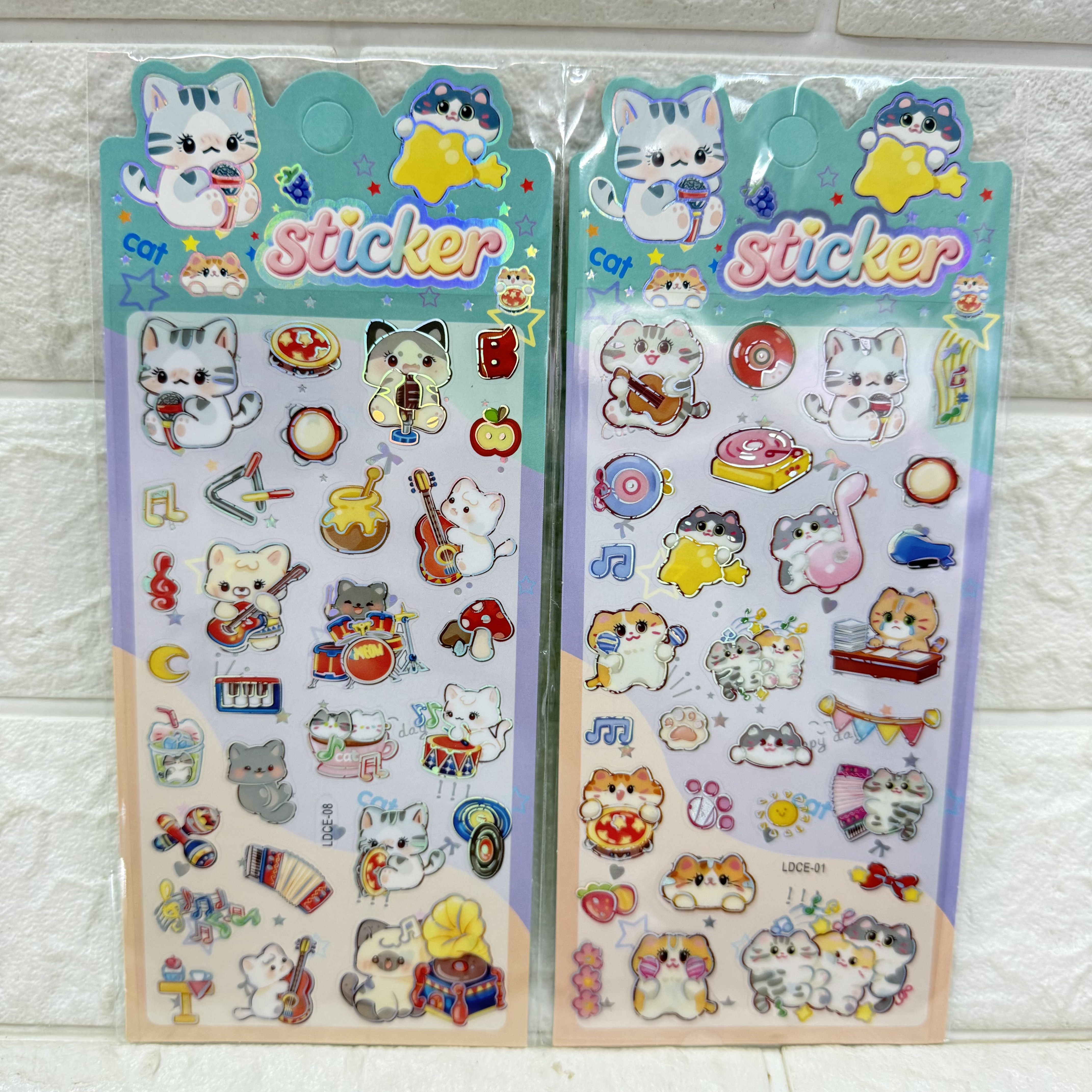 Cute cat-themed gilding landscape sticker set, cartoon cat gilding DIY planner stickers, cute animal transparent stickers, traceless material stickers Cute cat-themed gilding landscape sticker set, cartoon cat gilding DIY planner stickers, cute animal transparent stickers, traceless material stickers