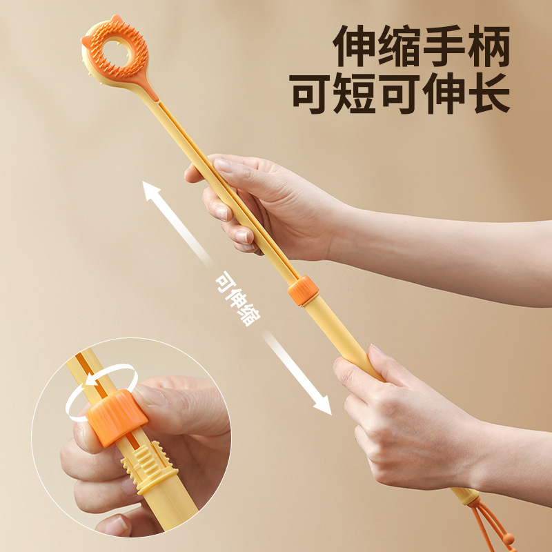 Cat massage interactive tickling, scratching, petting, long-handled retractable comb, brush, plush cat toy Application Scenario