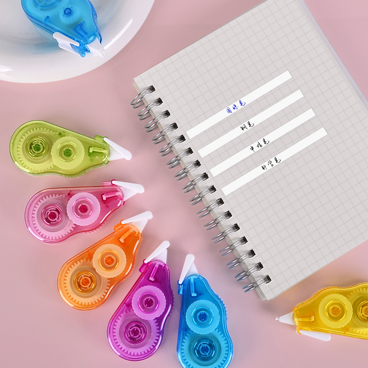 The creative correction tape for students' stationery and learning supplies, the cartoon practical mini correction tape, is smooth Specification image