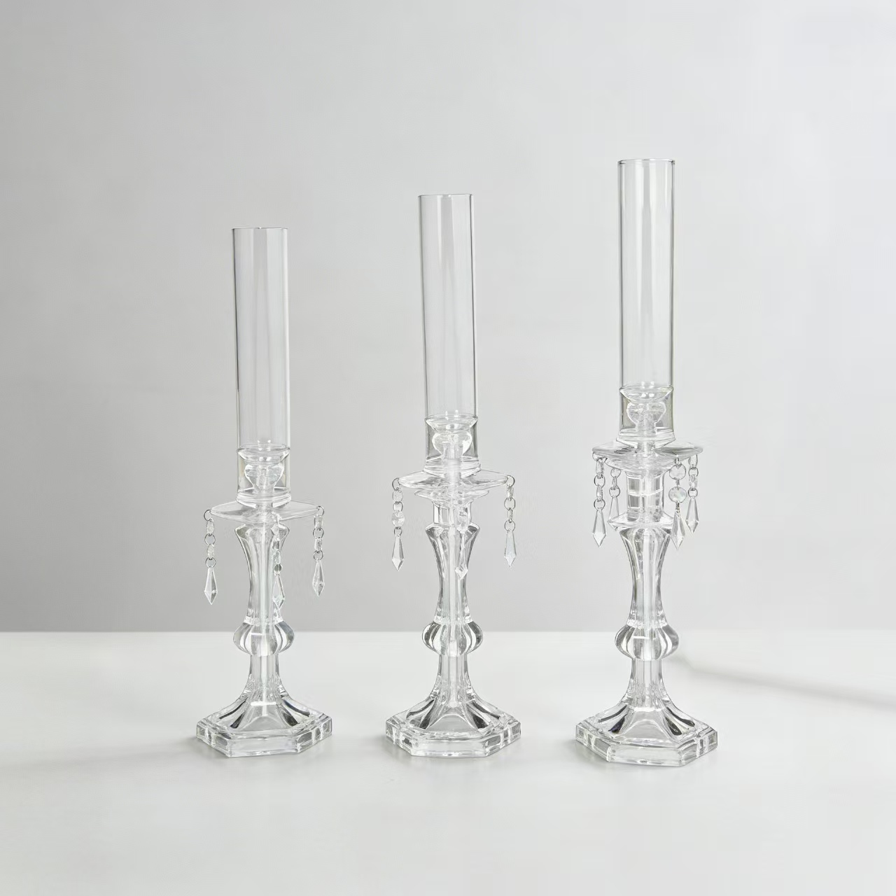 European-style candlestick three-piece set, acrylic pendant, wedding table, banquet decoration, exquisite atmosphere and decorative items Specification image