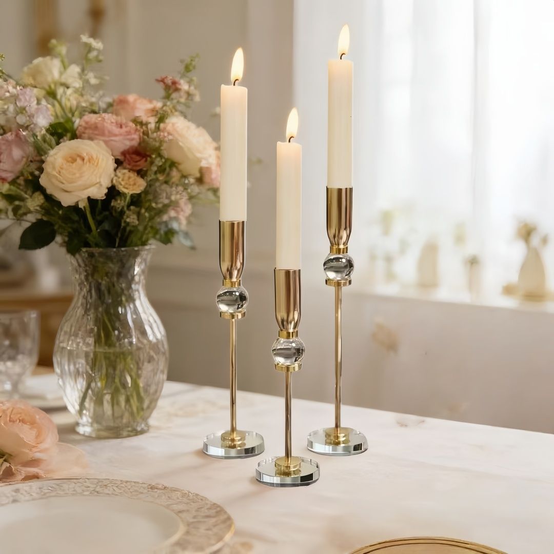 European and Nordic modern romantic transparent crystal candlestick dining table, wedding props, wedding candlelight dinner ornaments detail image 2