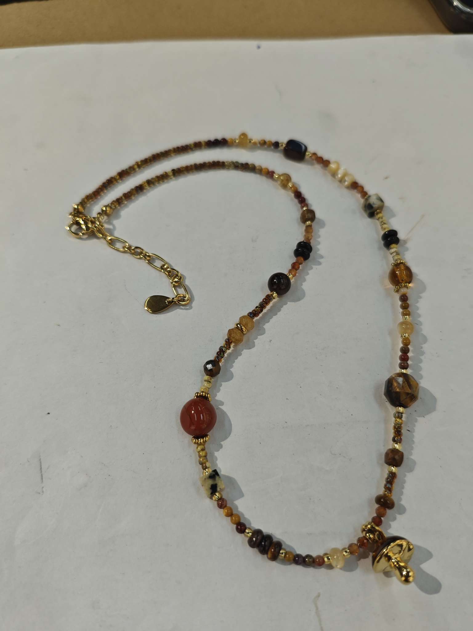 New natural stone necklace, retro beaded golden small mushroom pendant necklace detail image 5