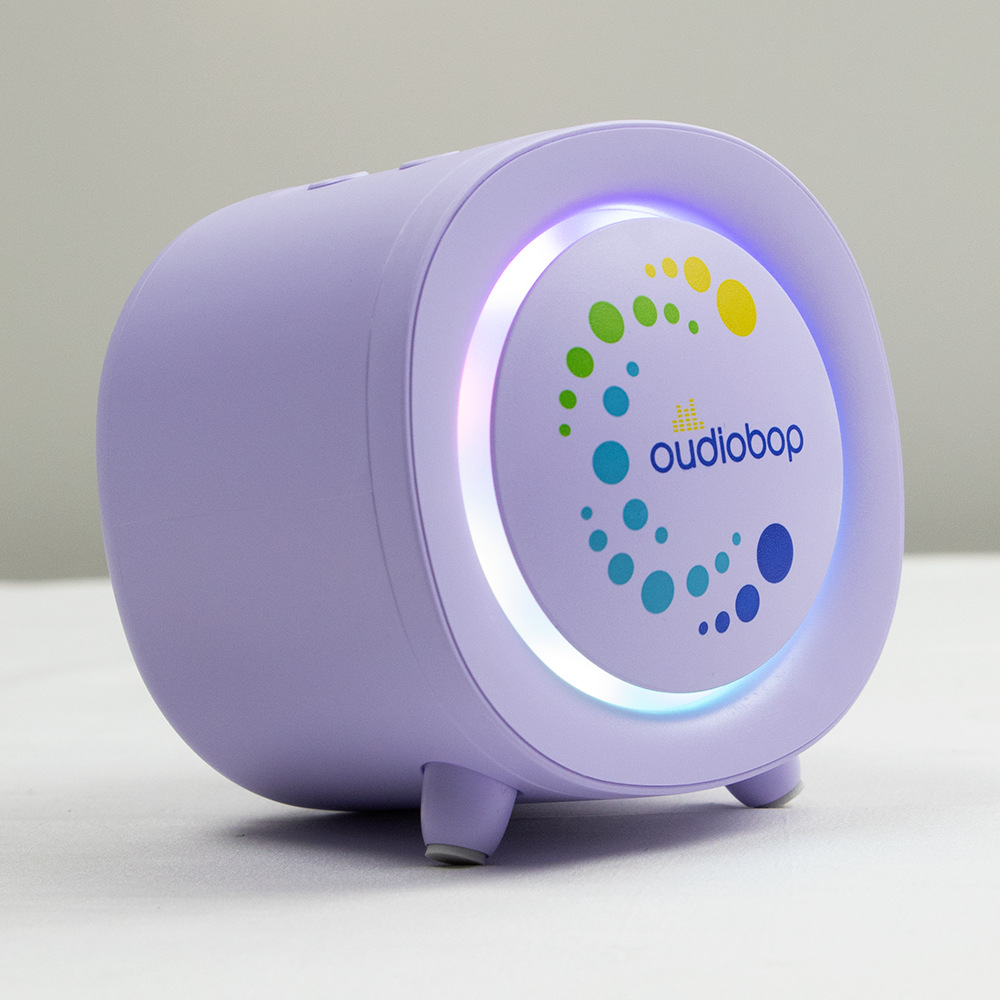 Exquisite and compact Macaron Bluetooth speaker, desktop lighting, long-lasting subwoofer, portable card-inserting gift speaker, Bluetooth speaker Item Picture