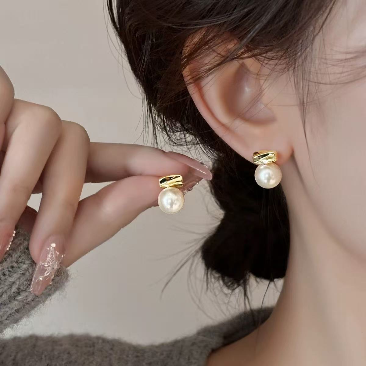 Exquisito diseño versátil sentido de los auriculares moda viaje diario auriculares