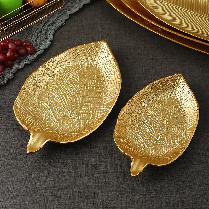 Light luxury golden plate, rich golden fruit plate, home dining room dried fruit irregular-shaped storage tray, decorative item, leaf MDF storage plate, wall hanging decoration detail image 2