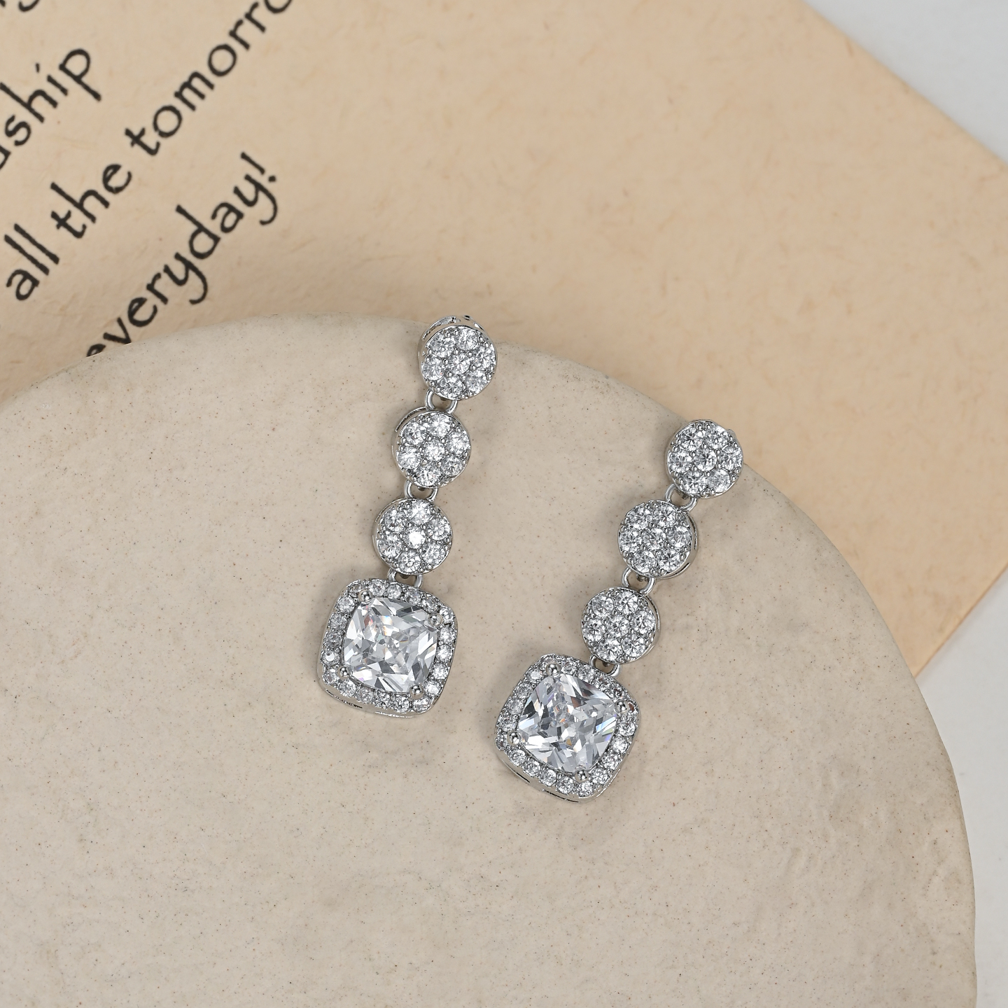 The elegant and long geometric stud earrings exude a light luxury and high-end feel, making them versatile for daily gatherings details Picture