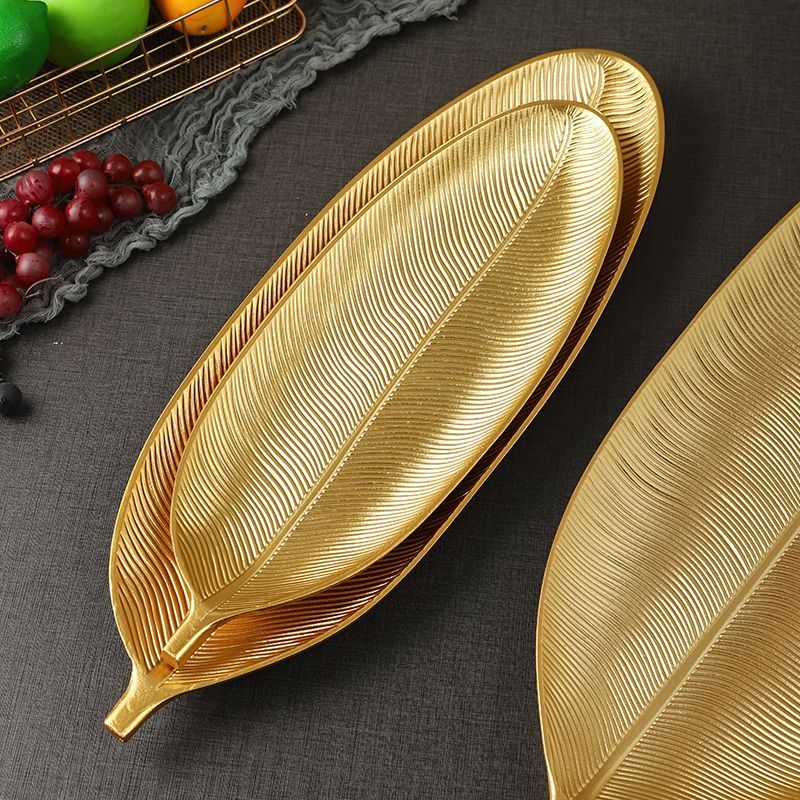 Light luxury golden plate, rich golden fruit plate, home dining room dried fruit irregular-shaped storage tray, decorative item, leaf MDF storage plate, wall hanging decoration detail image 4