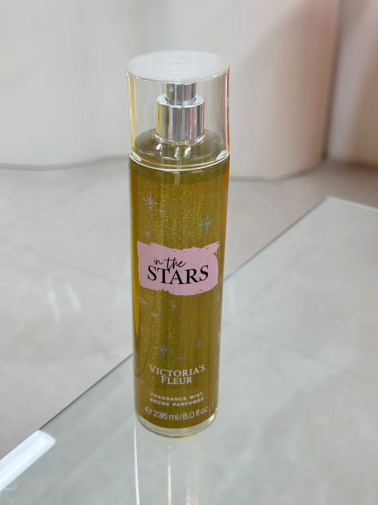 The Fenzhi Xin Zone 6 Perfume Spray Bottle set includes an empty perfume bottle The Fenzhi Xin Zone 6 Perfume Spray Bottle set includes an empty perfume bottle