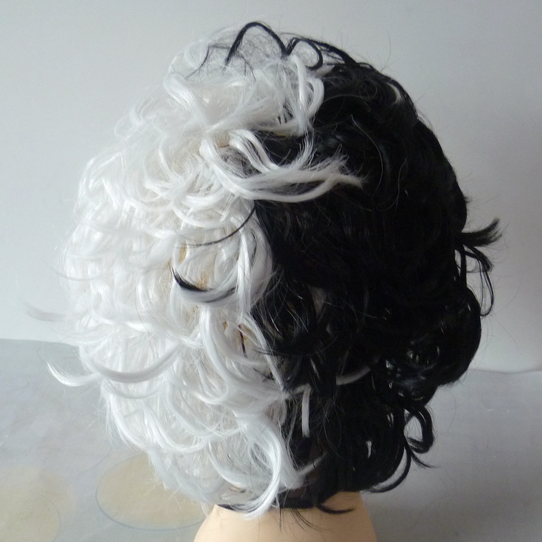 Qianfang wig hat, half black and half white, Halloween synthetic fiber other wig head cover 2222 details Picture