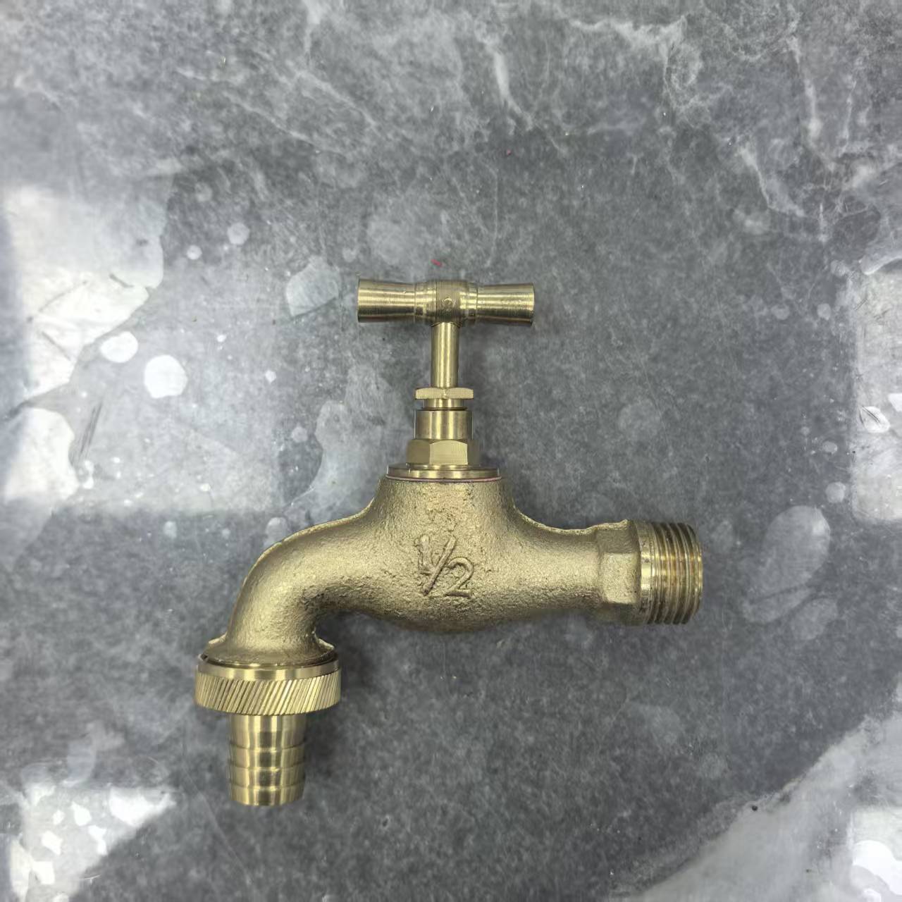 RR-TJ1317全铜水龙头图