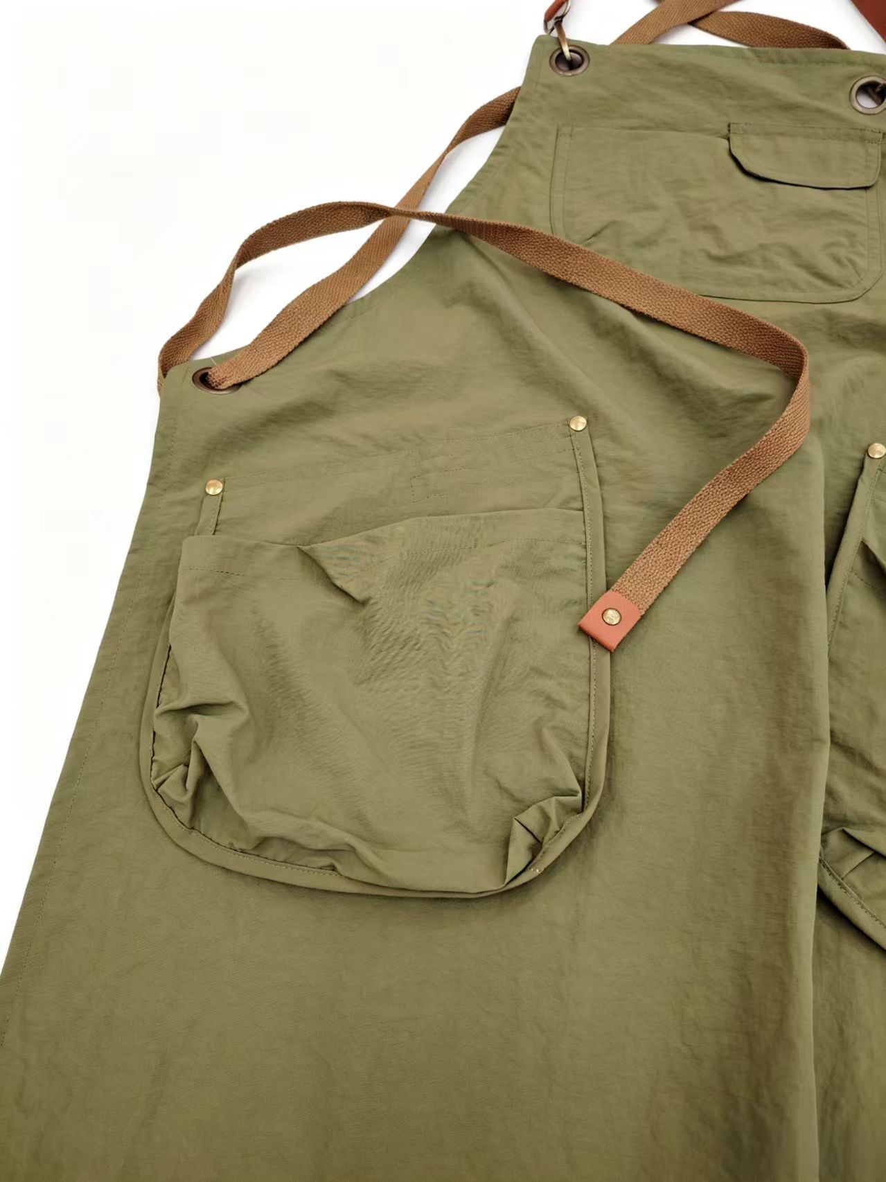 Waterproof and oil-draining aprons, household cleaning aprons, commercial work clothes aprons Item Picture