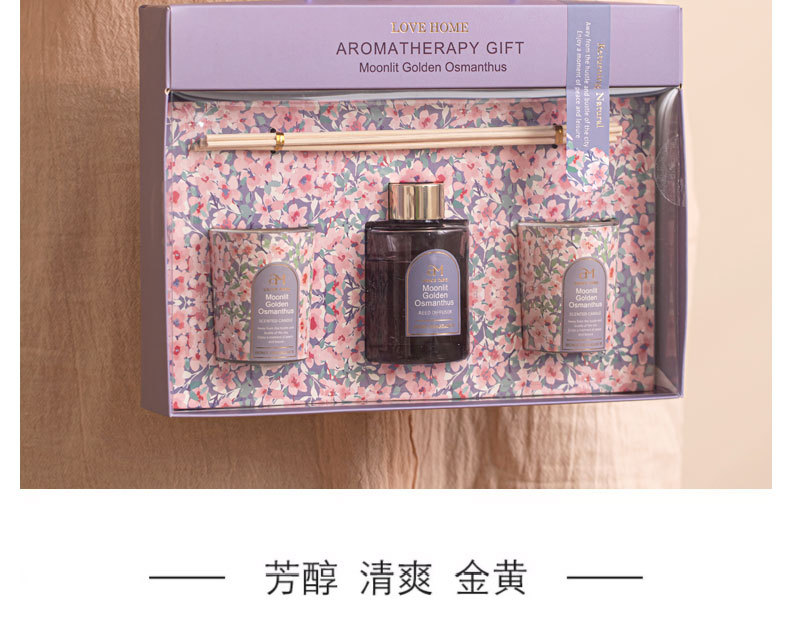 Exquisite gift box of Gardenia and lavender scented candles pic 8
