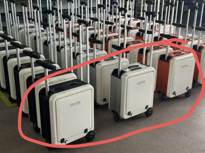 电动行李箱皮箱密码箱20寸轻便旅行可登机电动行李箱