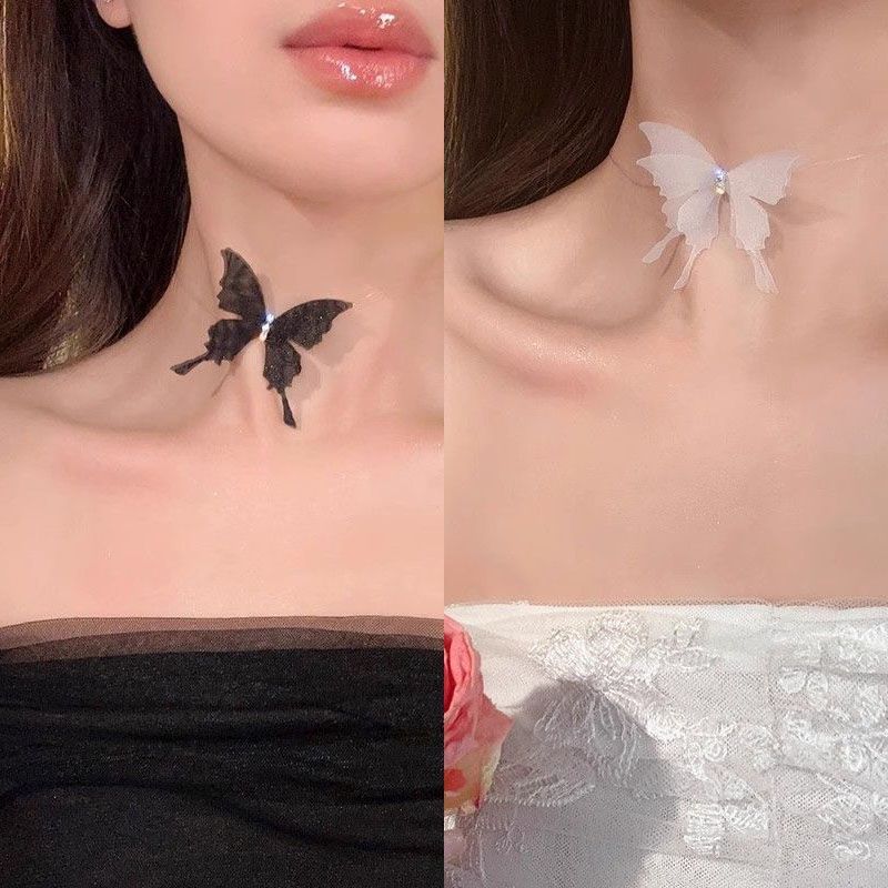 Zhuang Sheng Mengdie ~ Butterfly choker Necklace, Sweet, Cool, Hot Girl, Internet celebrity, Cold style Zhuang Sheng Mengdie ~ Butterfly choker Necklace, Sweet, Cool, Hot girl, Internet celebrity, cold style on Instagram, Zhuang Sheng Mengdie details Picture