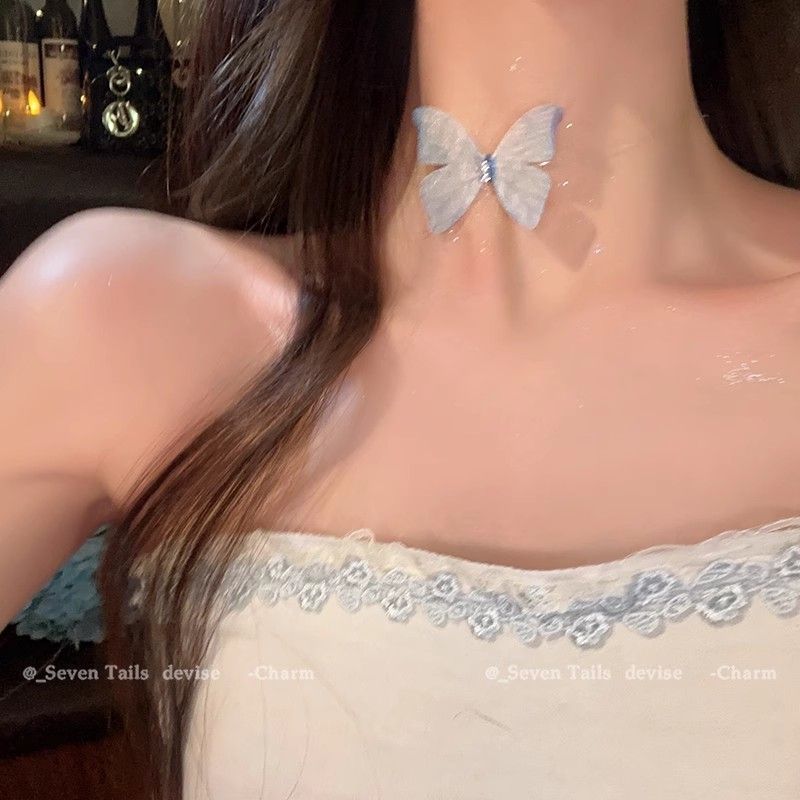 Zhuang Sheng Mengdie ~ Butterfly choker Necklace, Sweet, Cool, Hot Girl, Internet celebrity, Cold style Zhuang Sheng Mengdie ~ Butterfly choker Necklace, Sweet, Cool, Hot girl, Internet celebrity, cold style on Instagram, Zhuang Sheng Mengdie detail image 5