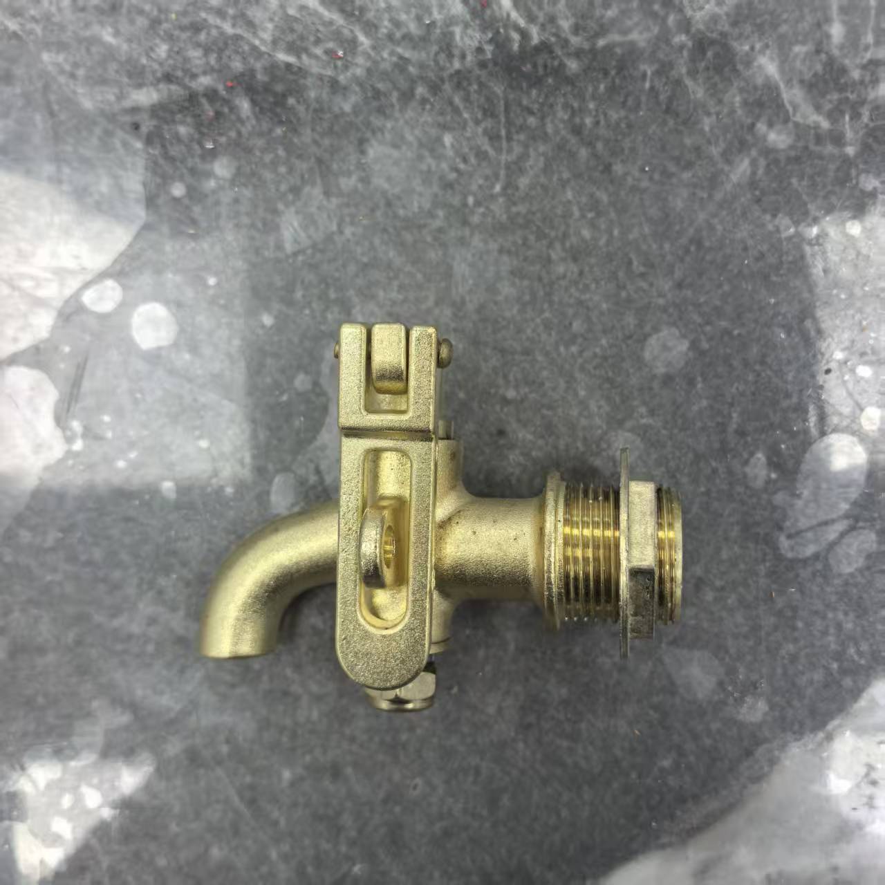 RR-TJ1320 all-copper faucet with lock