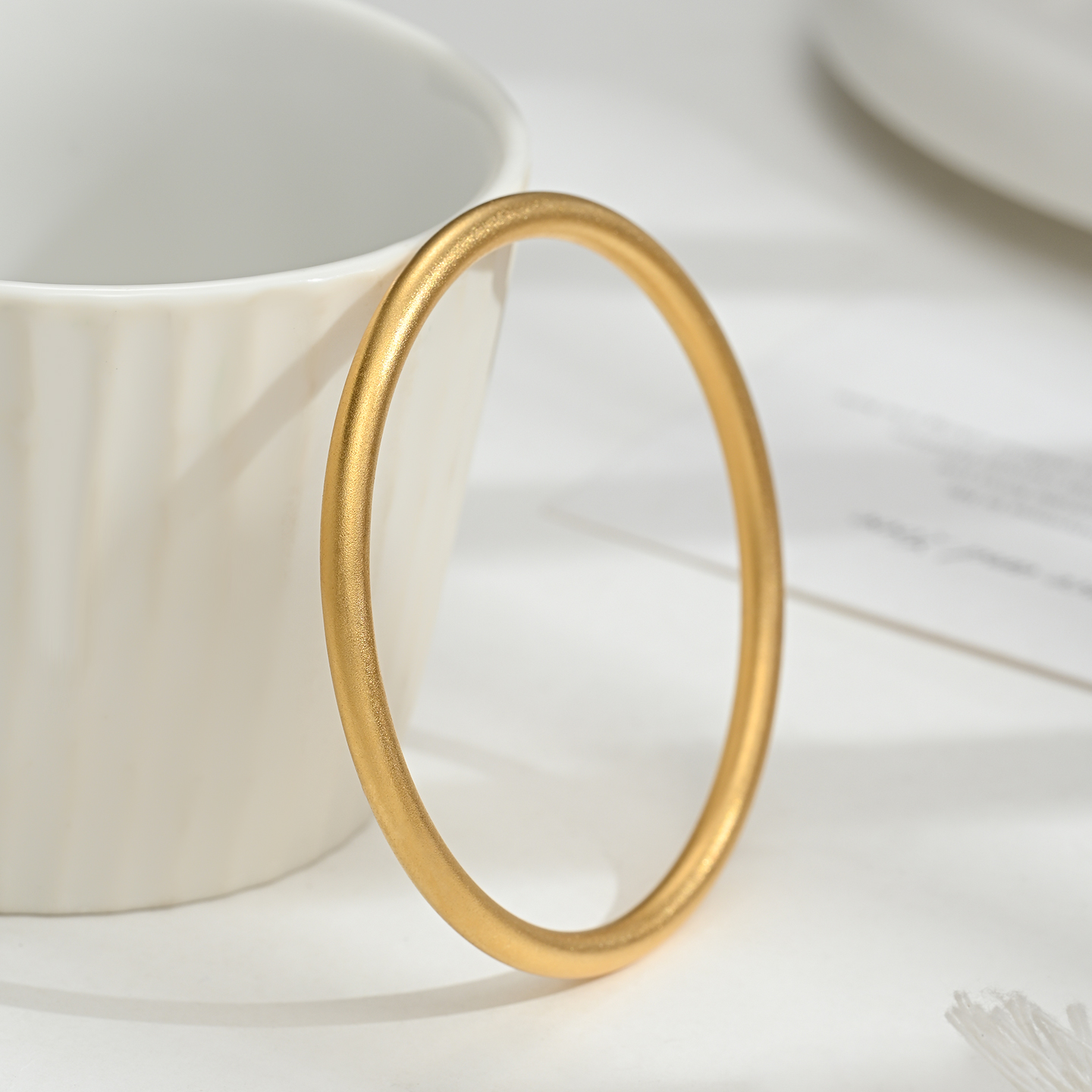 New Chinese-style classic and versatile plain ring bracelet, a fashionable and simple jewelry accessory Application Scenario