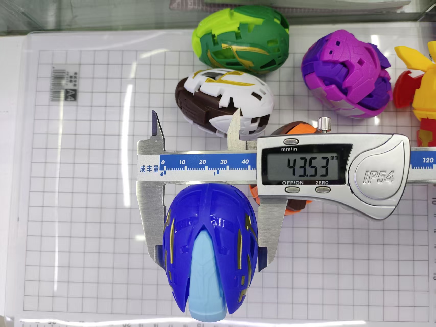Creative transformable dinosaur egg diy transformable egg monster model Gashapon children's toys without film Application Scenario