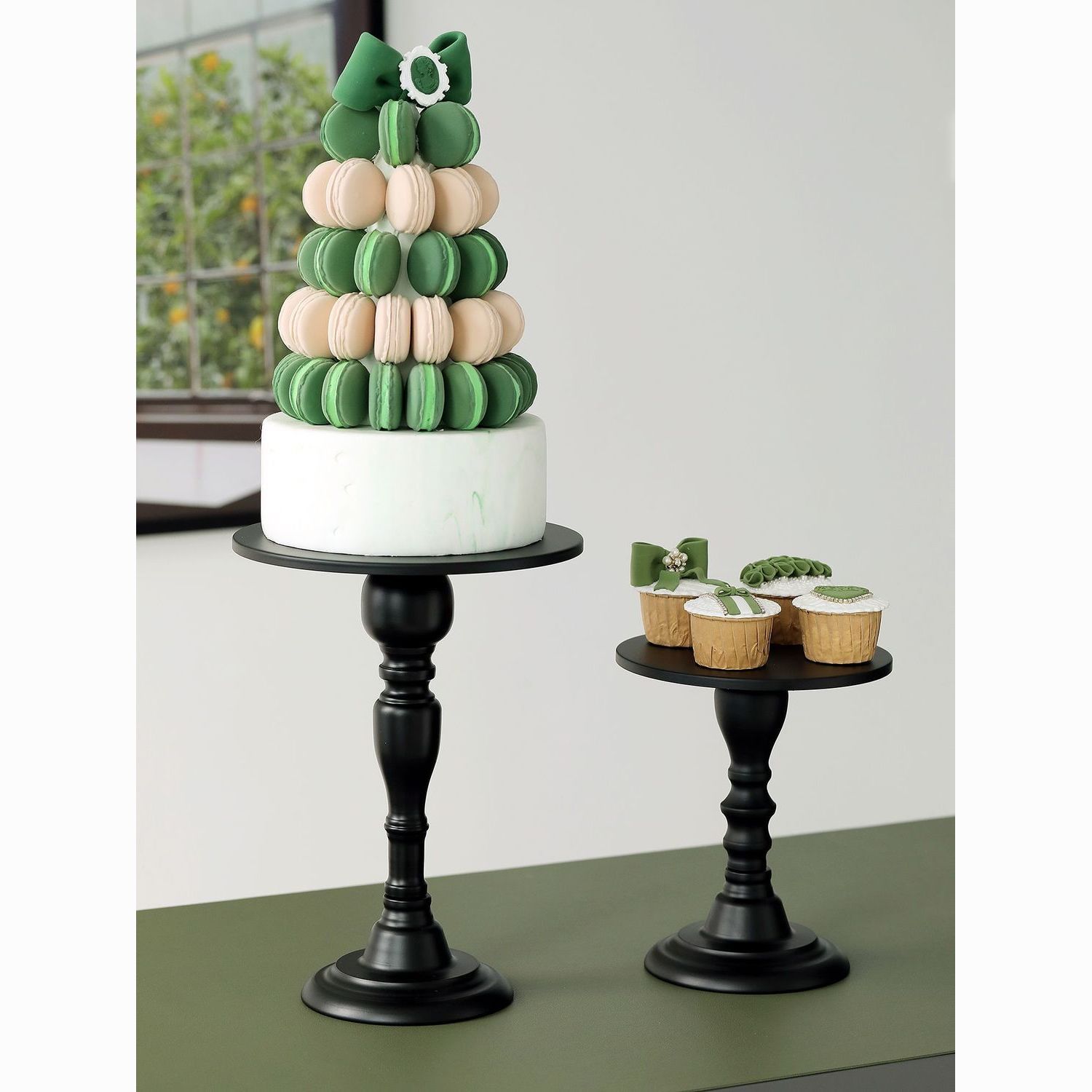 European-style main cake stand, wedding cake plate, black high-legged iron dessert stand, tea break snack display tray detail image 4