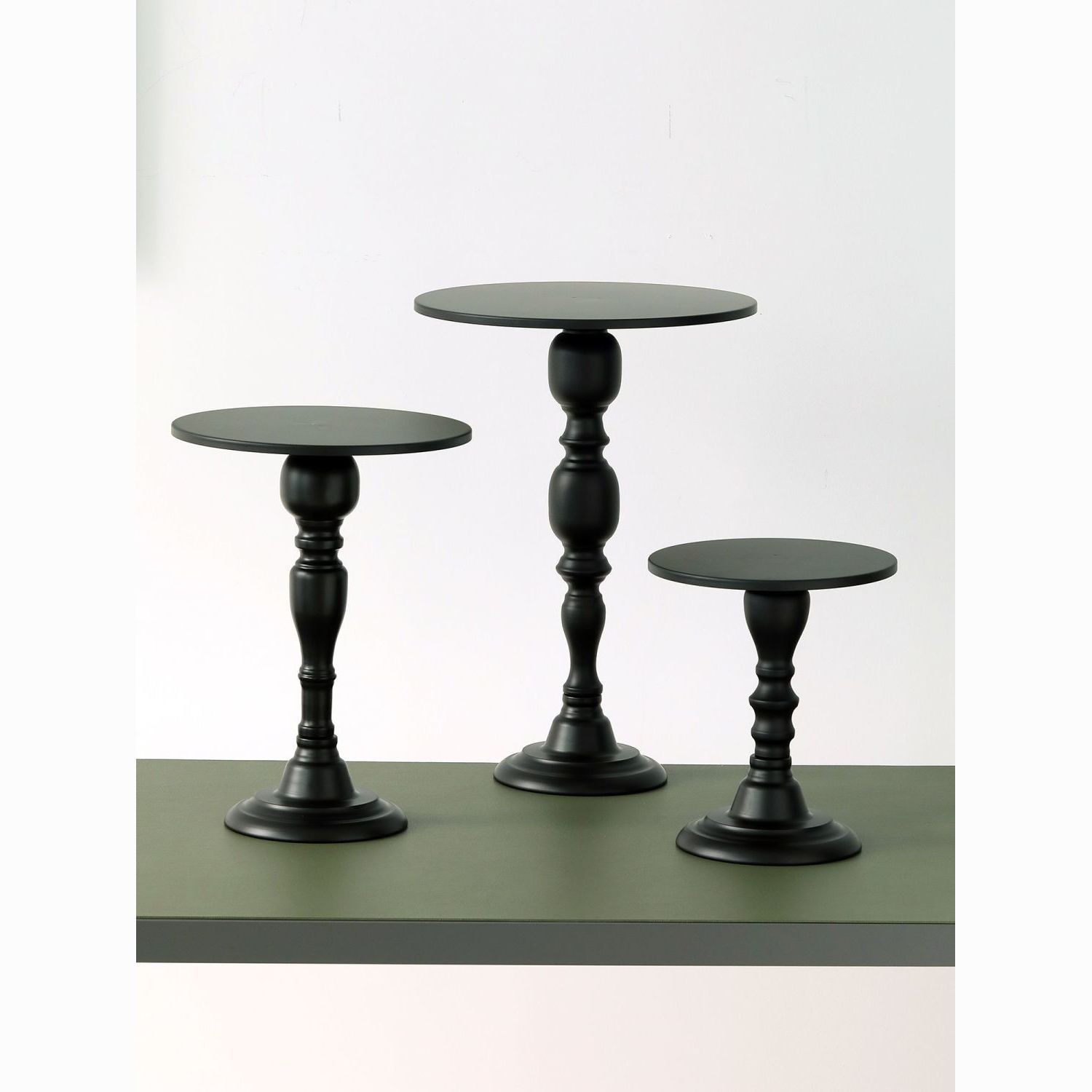 European-style main cake stand, wedding cake plate, black high-legged iron dessert stand, tea break snack display tray detail image 9